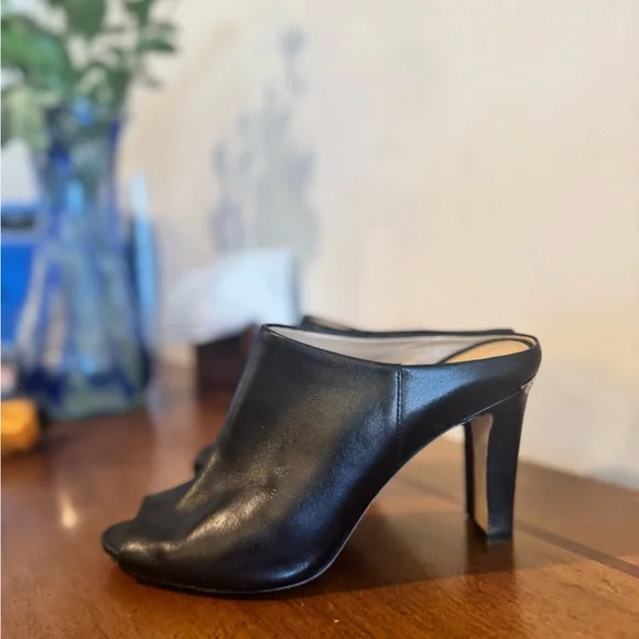 Michael Kors Black Shaw Mules - Picture 4 of 6